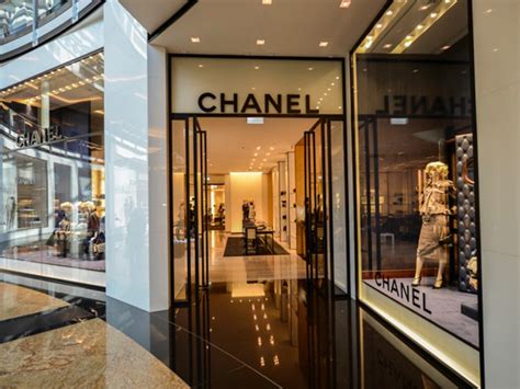 chanel shoe district dubai|Chanel Dubai mall.